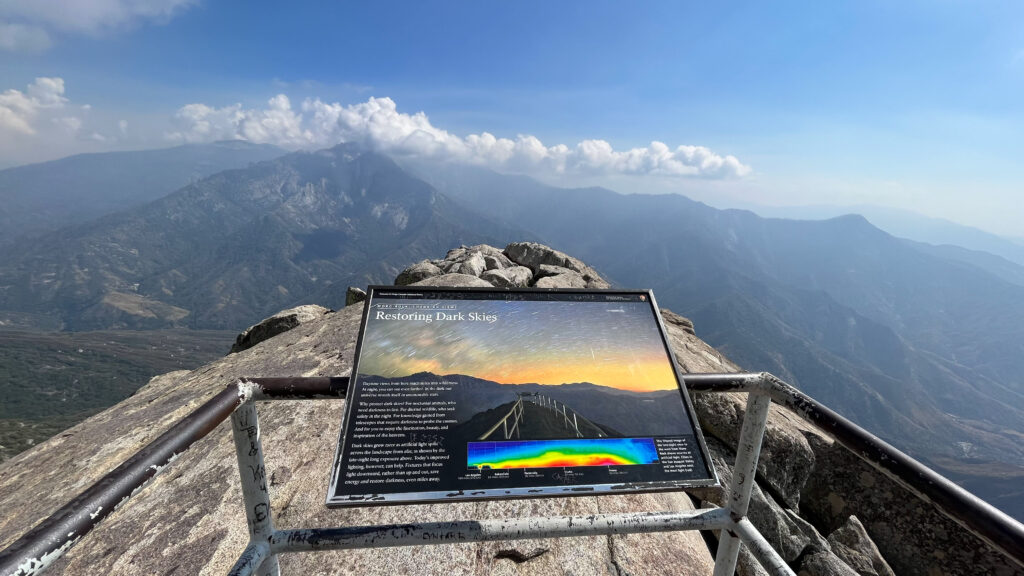 The high point and edge offering panoramic views from Moro Rock in Sequoia National Park