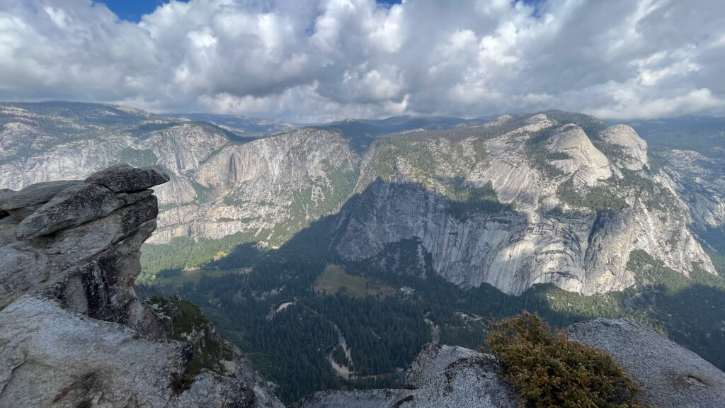 Another overlook at Glacier Point that provides great views (Yosemite National Park)