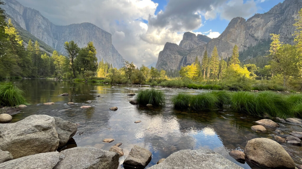 The spectacular Valley View in Yosemite Valley in Yosemite National Park