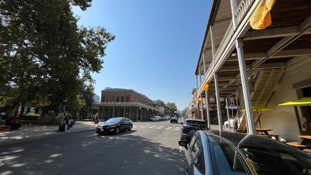 They have limited free street parking in Old Sacramento and we were able to easily get a free space on the not crowded day we went (a Friday in September)