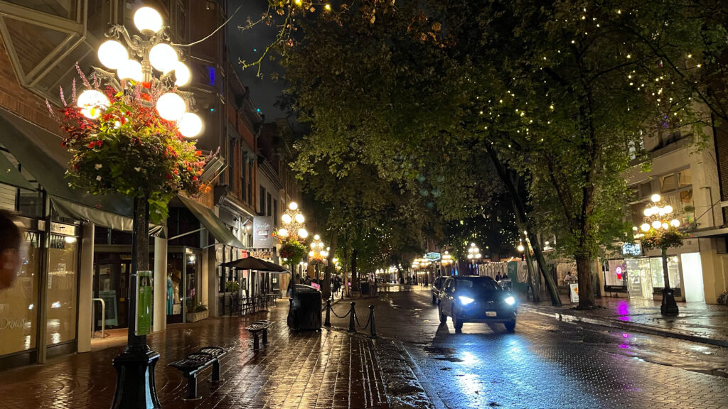 Water Street in Gastown on a rainy September evening (Vancouver, BC, Canada)