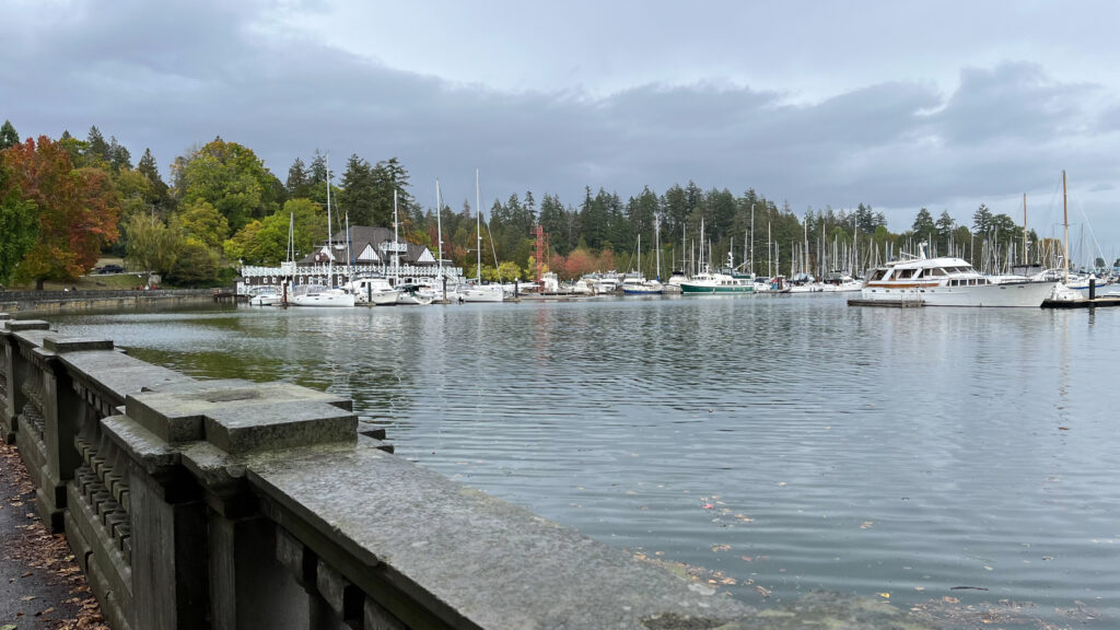 During our walk from Lost Lagoon to the Rose Garden in Stanley Park we crossed this bridge with pleasant views of a Marina (Vancouver, BC, Canada)