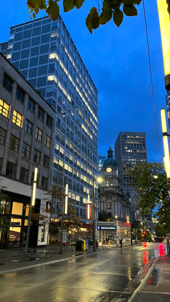 Walking northeast on Granville Street (Vancouver, BC, Canada)