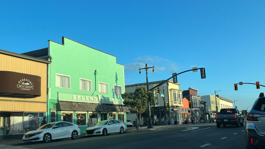 N Main Street, Fort Bragg, CA (Not far from Glass Beach)