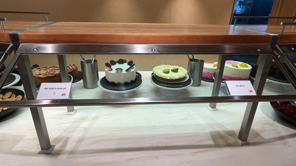 Desserts at Sweet Spot at the Lido Marketplace lunch buffet